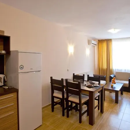 Paradise Dreams Apartcomplex *